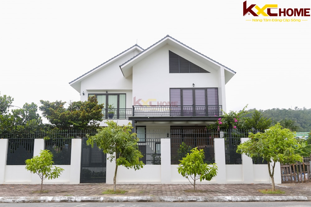 Biệt thự mái lệch độc đáo gây ấn tượng 